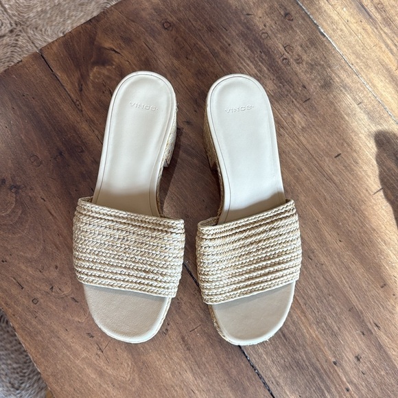 Vince Tan Woven Sandals - Picture 7 of 10
